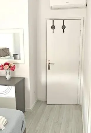 Paradise Apartment *