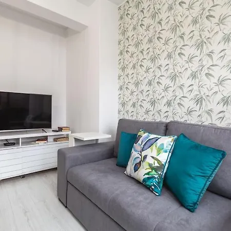 Apartment Paradise *