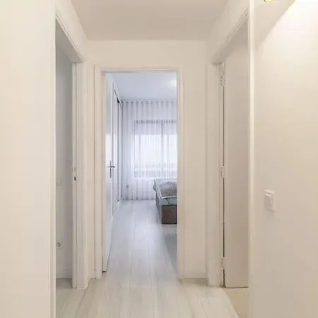 Paradise Apartment